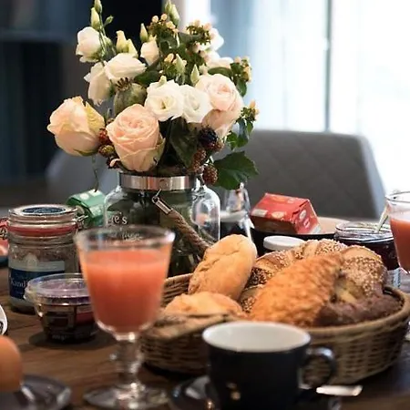 Lindenhof- Silbermoewe וגנרוגה