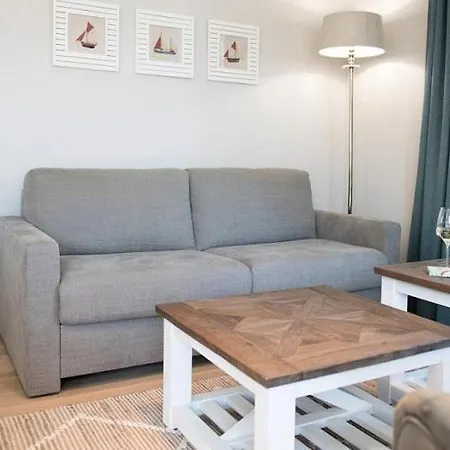 Lindenhof- Silbermoewe * וגנרוגה